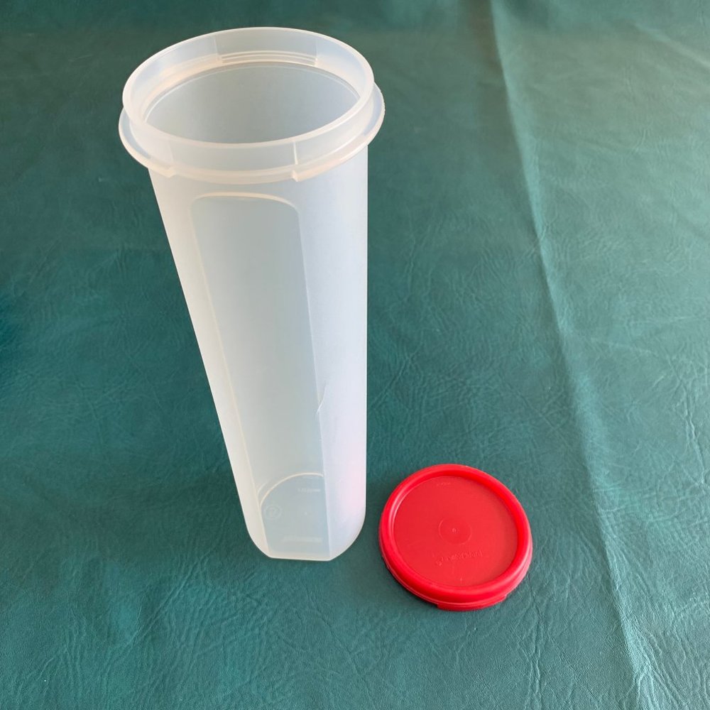 Tupperware modular mates round spaghetti keeper red lid 1661 1607